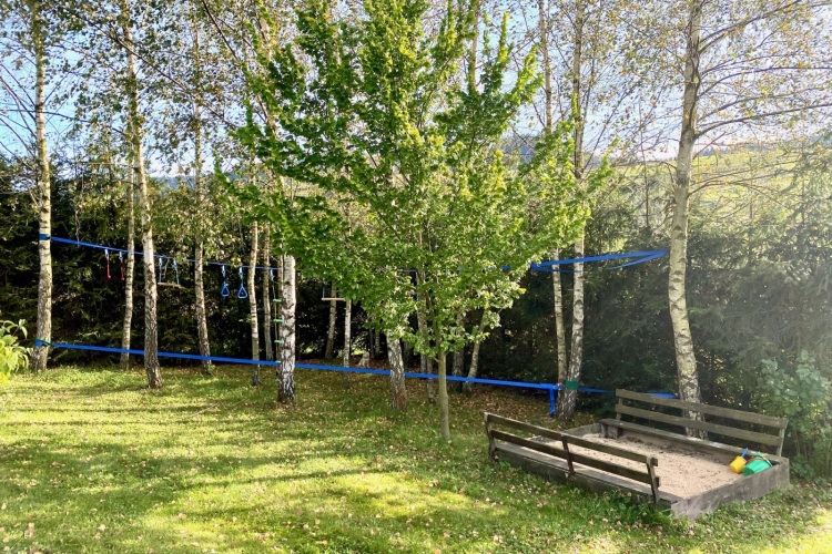 DOM Ogród mini park linowy